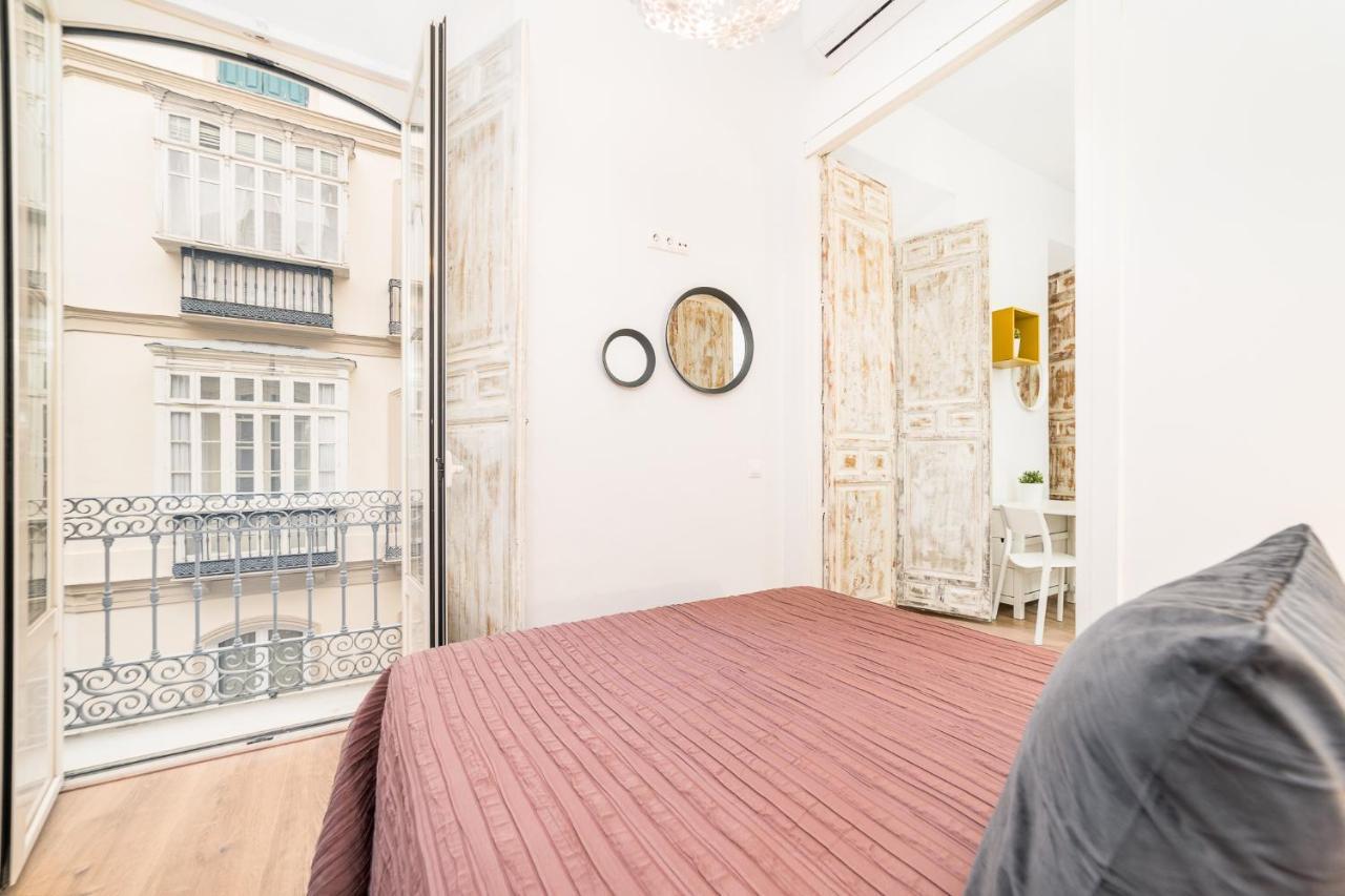 Homes Uncibay Square Apartament Malaga
